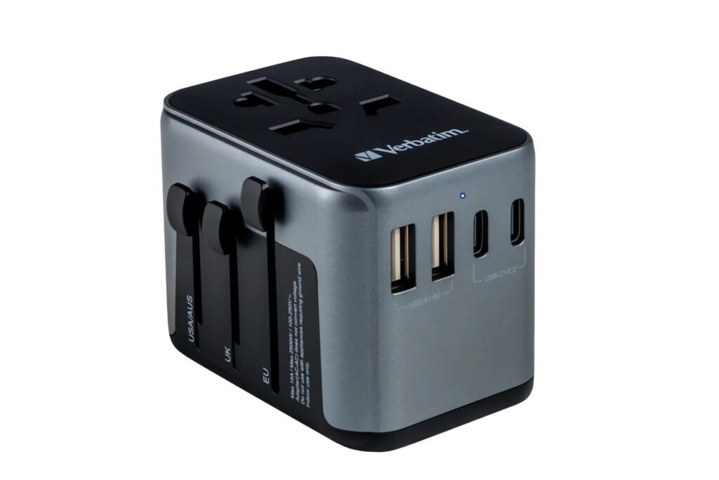 Uniwersalny adapter podróżniczy