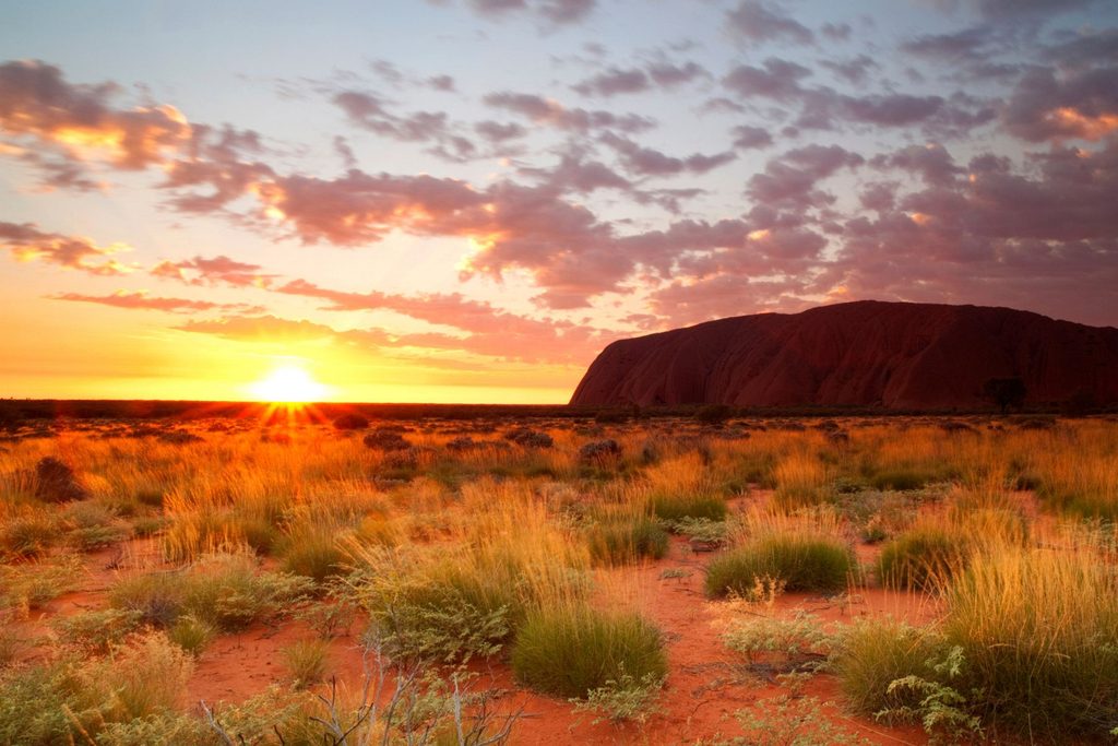 Uluru to czerwony monolit w środku kontynentu